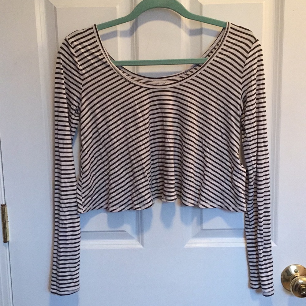 Hollister long sleeve crop top